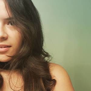 Meet your Posher, Adriana